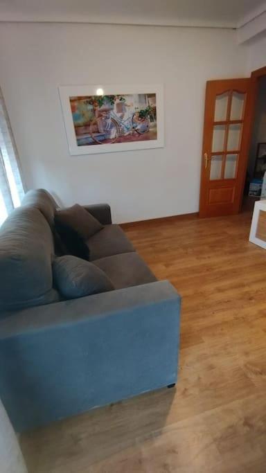 Apartamento De 2 Dormitorios Junto Al Hospital Albacete Exterior foto